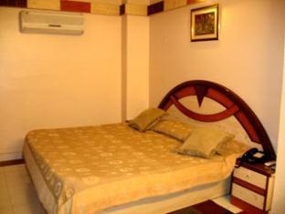 Hotel Garden View New Delhi Exterior photo